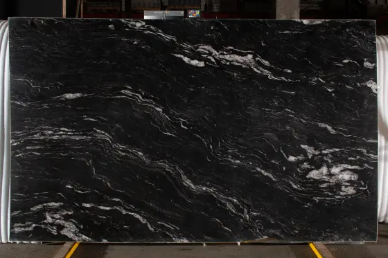 Scalla Naturale — Titanium Black Leather