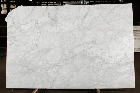 Scalla Naturale — Bianco Carrara
