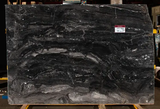 Scalla Naturale — Black Grigio Orobico