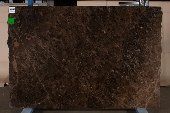 Scalla Naturale — Dark Emperador(1)