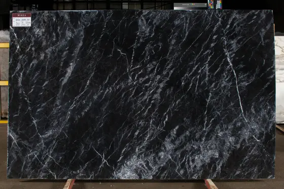 Scalla Naturale — Grigio Carnico