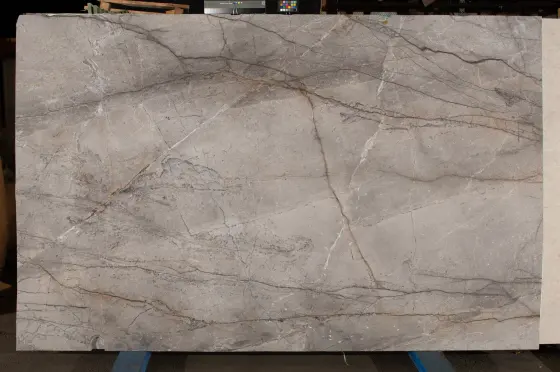 Scalla Naturale — Silver River (honed)