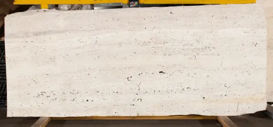 Scalla Naturale — White Travertine Veincut Raw