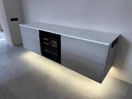 7540 Calacatta Concorde — виріб з каменю з виразною фактурою каменю від EDELWEISS
