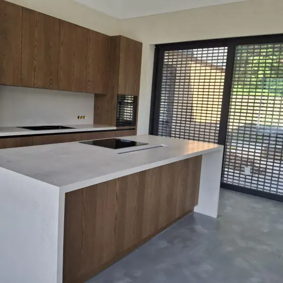 8600h Chamonix — виріб з каменю з виразною фактурою каменю від EDELWEISS