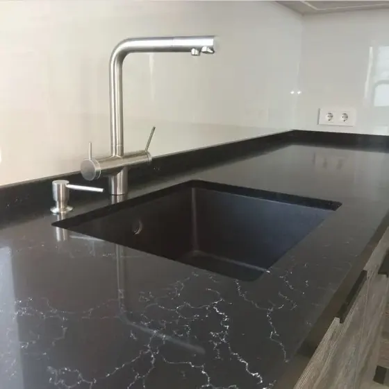 9014 Savoie — виріб з каменю з виразною фактурою каменю від EDELWEISS